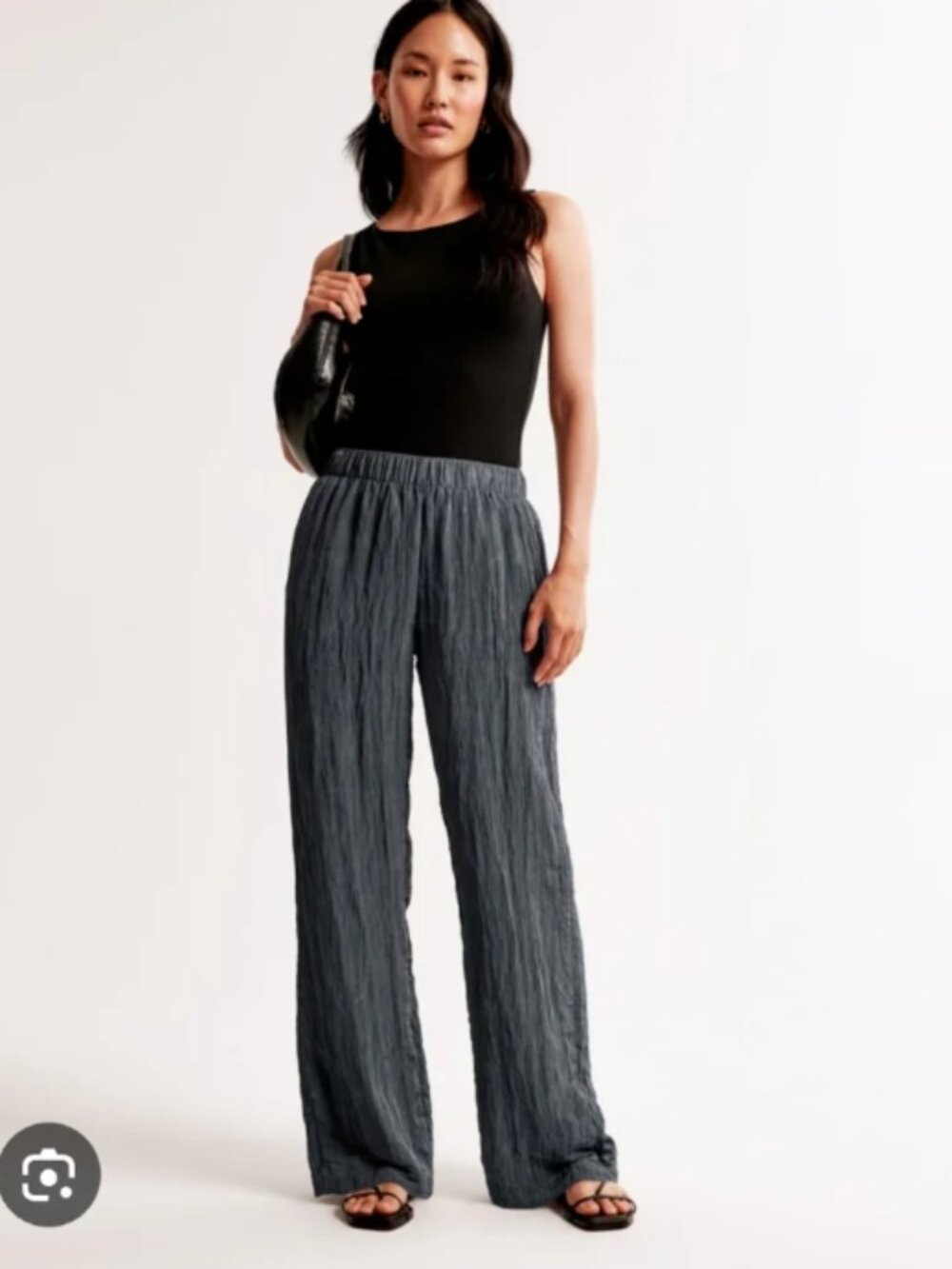 Abercrombie Crinkle pull on pants